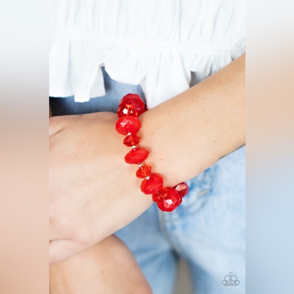 Red crystal Set - Picture 3 of 4